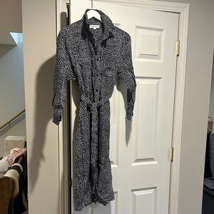 Evereve Black and White Polka Dot Long Sleeve Shirt Dress with Tie